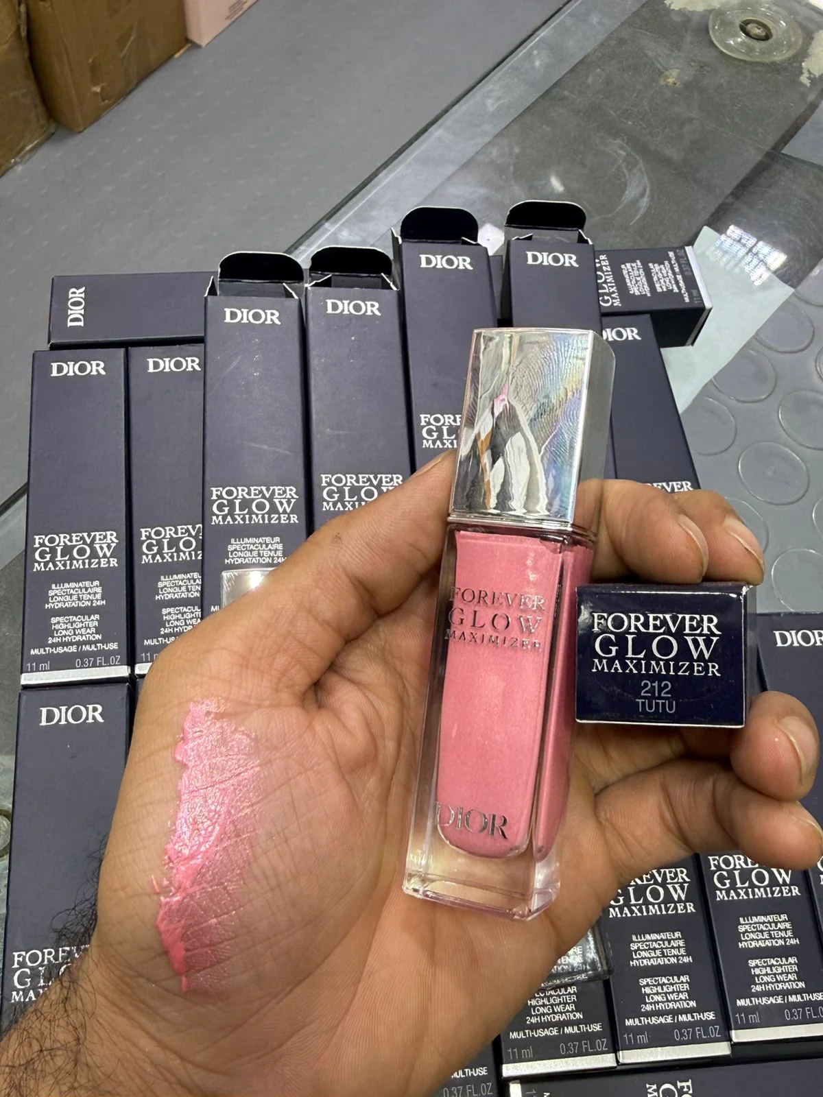 DIOR FOREVER GLOW maximizer illuminator Dior Highlighters - Image 10